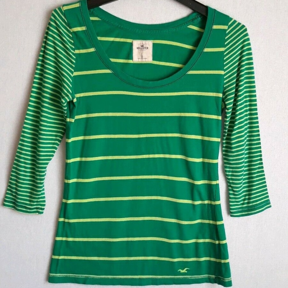 Hollister 3/4  Sleeve Striped Green Tee Small -A